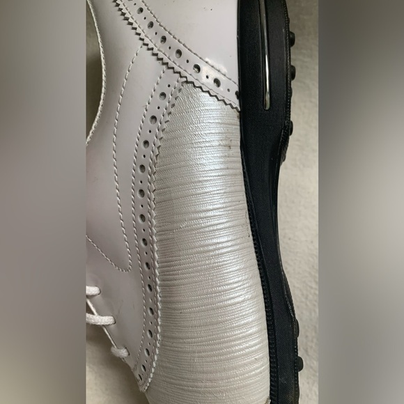 FootJoy Tailored Wingtip Spikeless Golf Shoes Womens Size 10 M White Black 91686 - Picture 12 of 16